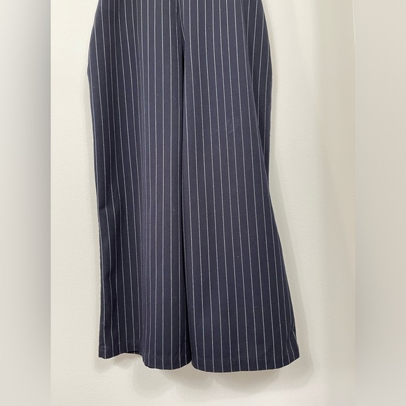 Navy Pinstripe Jumpsuit Navy Blue White Striped Romper Size M - Picture 12 of 14